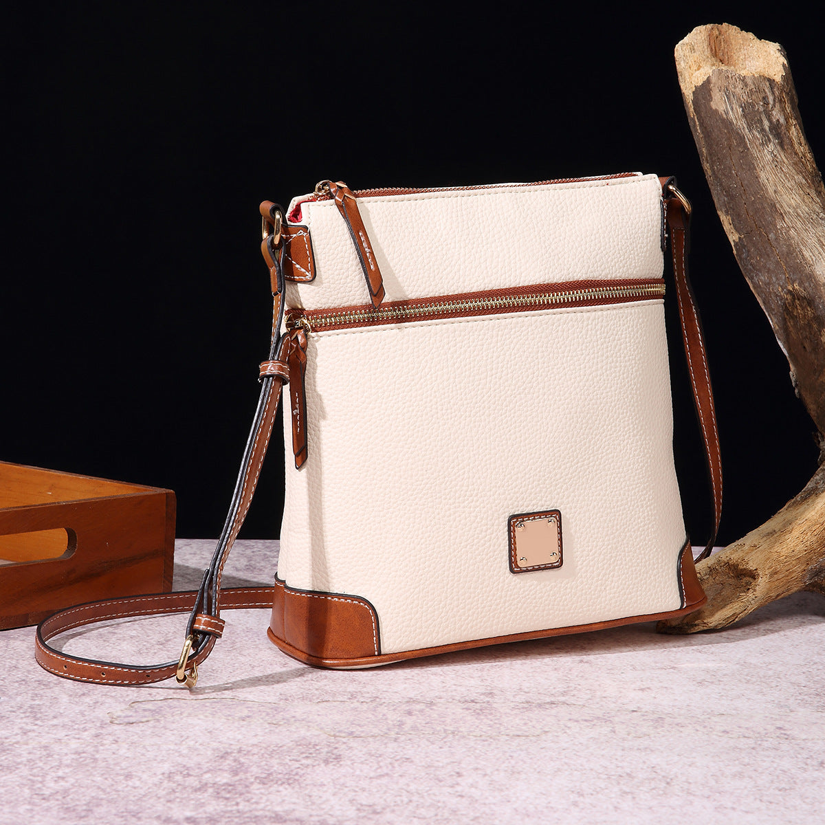 Clémence – Sac Bandoulière Effet Cuir Grainé Vintage - Paris Aura
