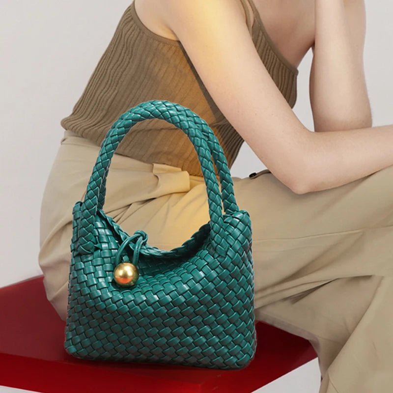 Sac Cabas Tressé – Cuir Vegan Chic & Polyvalent