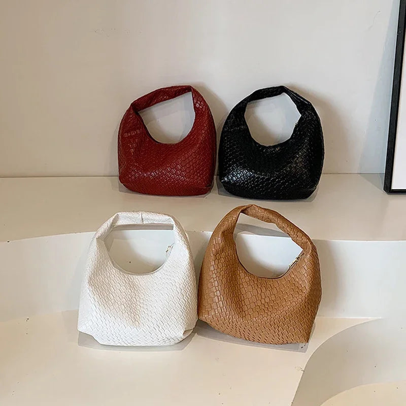 Sac Hobo Tressé – Élégance Décontractée - Paris Aura