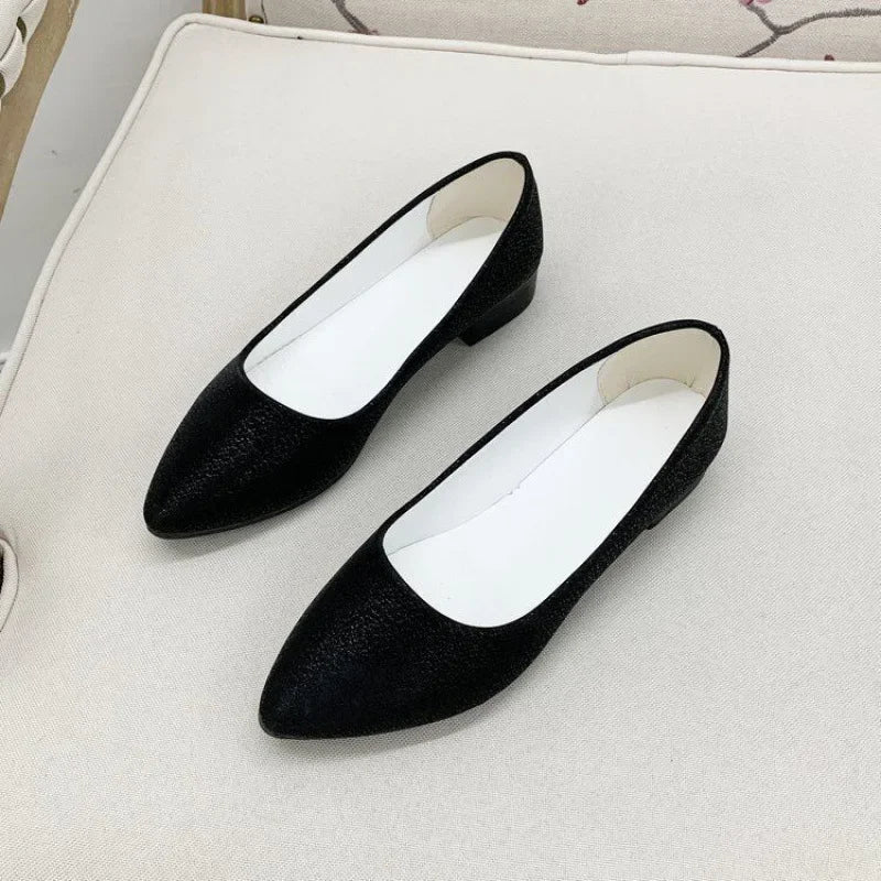 Aurélie – Escarpins à Talons Carrés en Cuir Véritable