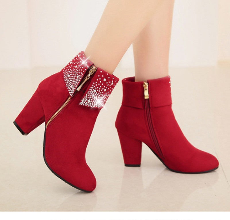 Aurélie – Bottines Élégantes en Suédine à Strass - Paris Aura