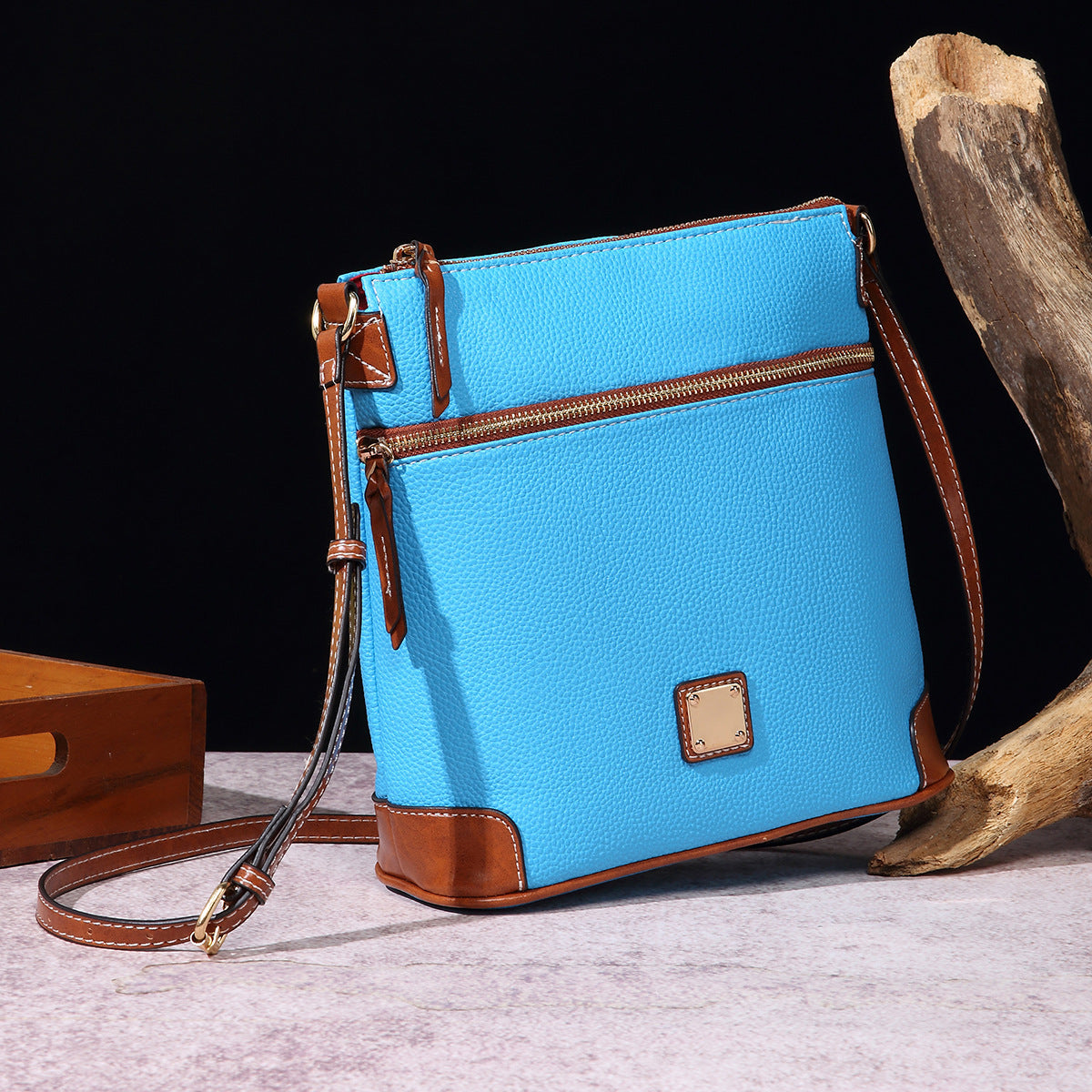 Clémence – Sac Bandoulière Effet Cuir Grainé Vintage - Paris Aura