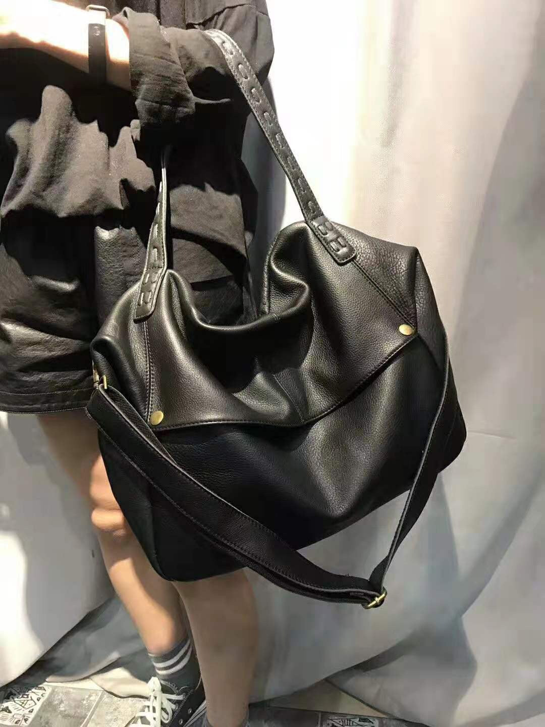 👜 Sac à Épaule en Cuir Véritable – Grande Capacité Élégante - Paris Aura