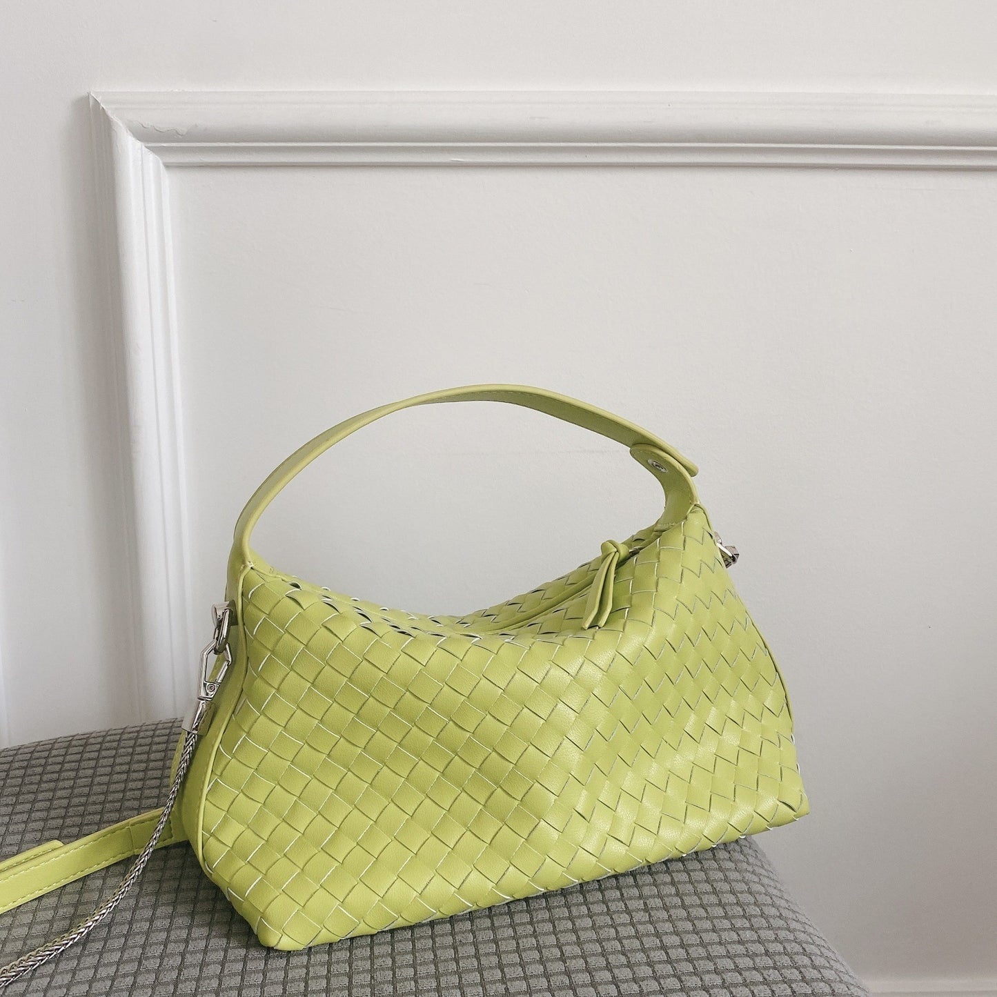 Clémence – Sac Tressé en Cuir Véritable Format Mini - Paris Aura
