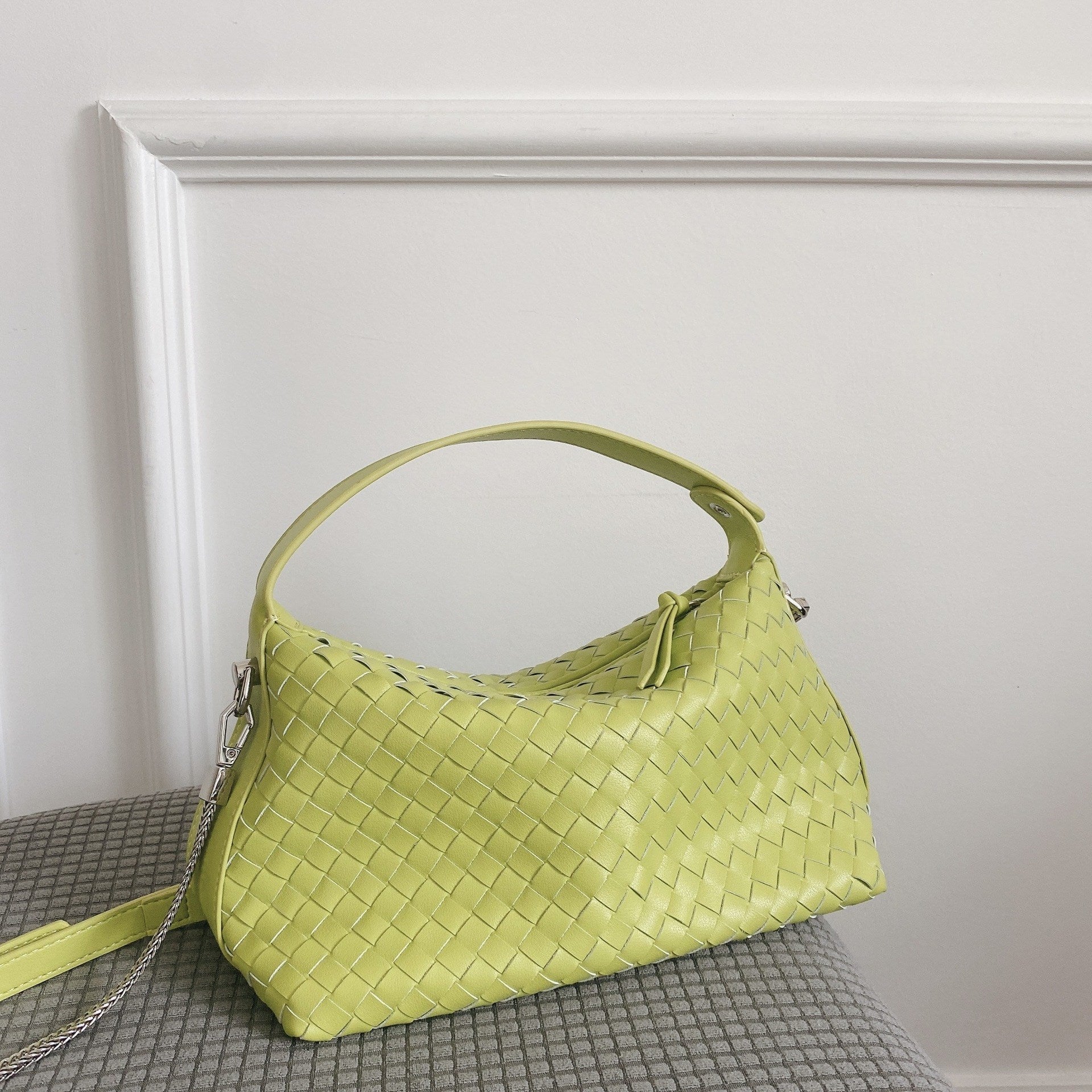 Clémence – Sac Tressé en Cuir Véritable Format Mini - Paris Aura