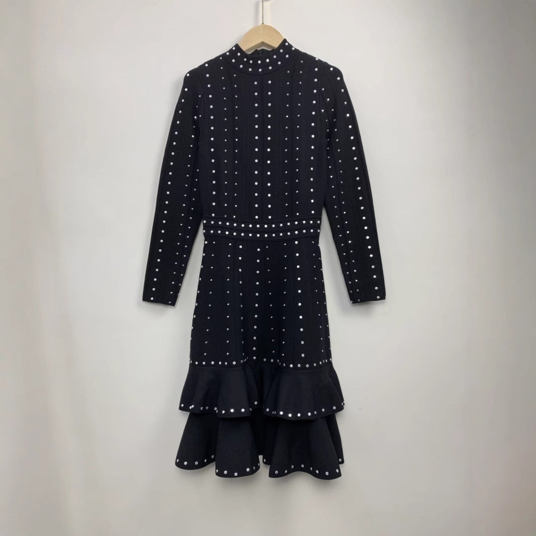 Robe Maille Noire à Volants & Paillettes – Taille Haute, Élégance Structurée - Paris Aura