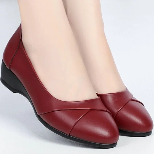 Clara – Escarpins Slingback Vernis à Talon Compensé - Paris Aura