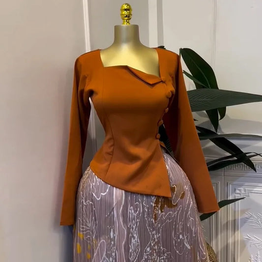 Blouse Élégante à Col Asymétrique – Boutons Côté & Manches Longues - Paris Aura