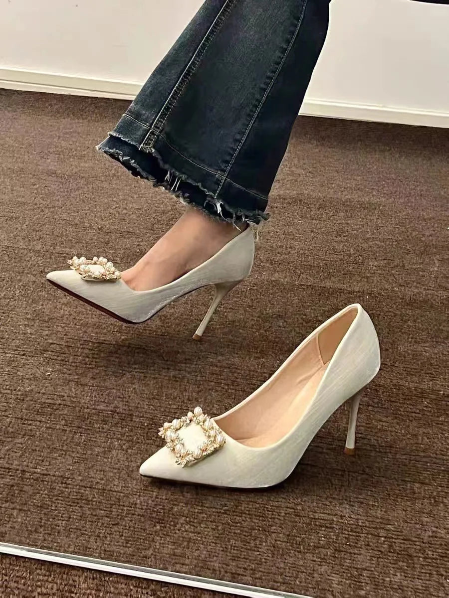 Élodie – Escarpins Perlés à Talons Aiguilles - Paris Aura