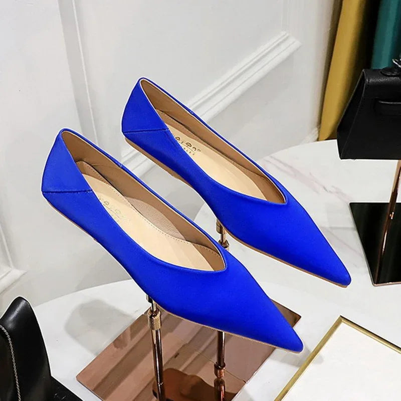 Élise – Ballerines Satinées à Bout Pointu - Paris Aura