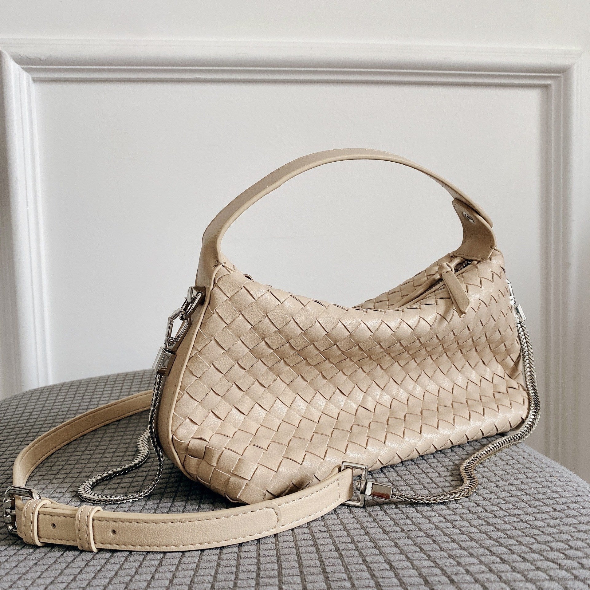 Clémence – Sac Tressé en Cuir Véritable Format Mini - Paris Aura